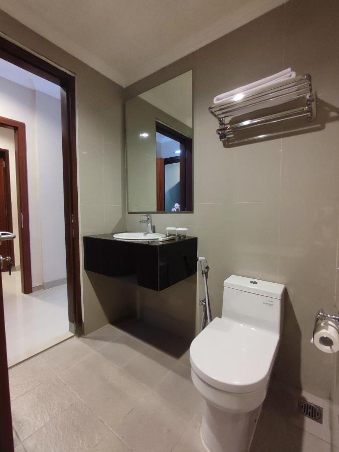 Le Semar Hotel Karawaci Dahung ภายนอก รูปภาพ