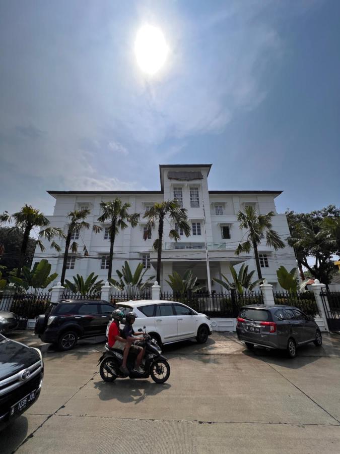 Le Semar Hotel Karawaci Dahung ภายนอก รูปภาพ