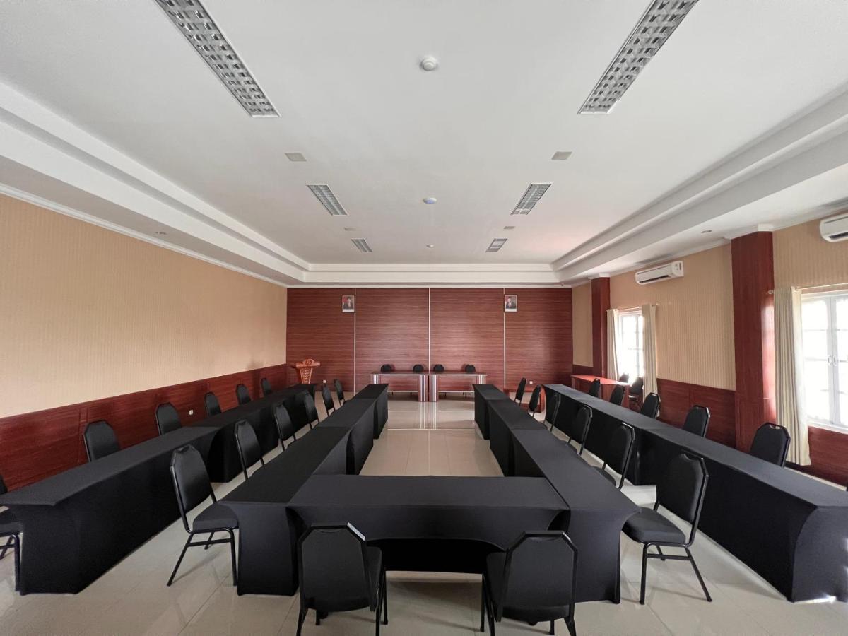 Le Semar Hotel Karawaci Dahung ภายนอก รูปภาพ